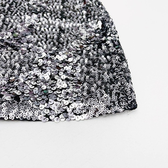 Club Monaco Glitter Eyelet Silver Mini Skirt SZ2 - Picture 2 of 6